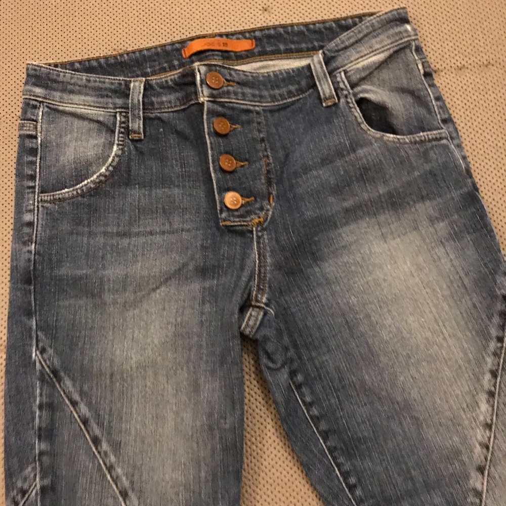 Button fly - slouchy fit Joe’s denim jeans